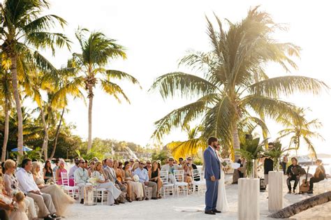 moorings village islamorada wedding.